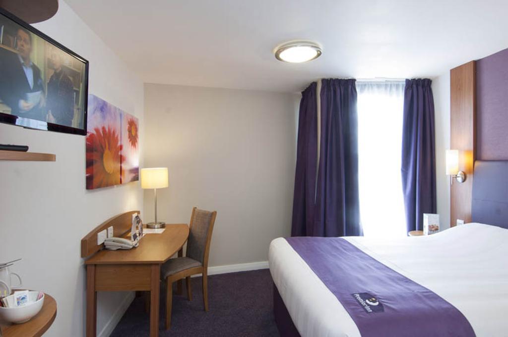 Premier Inn Reading Central ห้อง รูปภาพ