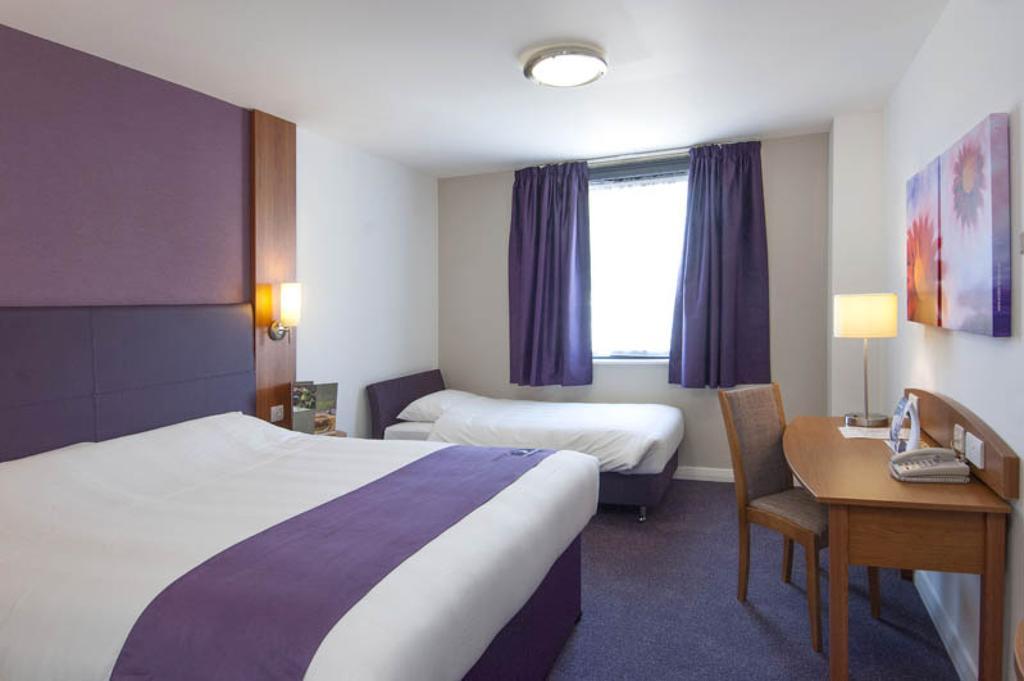 Premier Inn Reading Central ห้อง รูปภาพ