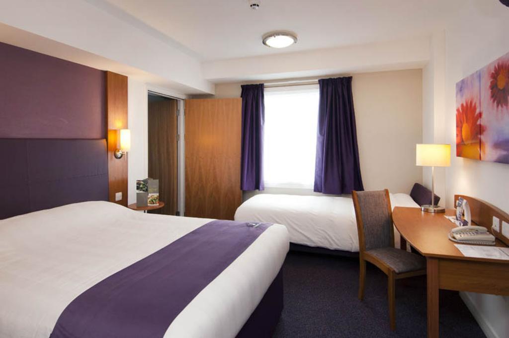 Premier Inn Reading Central ห้อง รูปภาพ